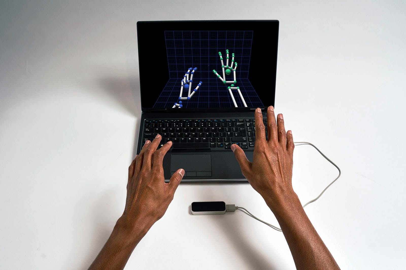 Leap Motion Controller and laptop